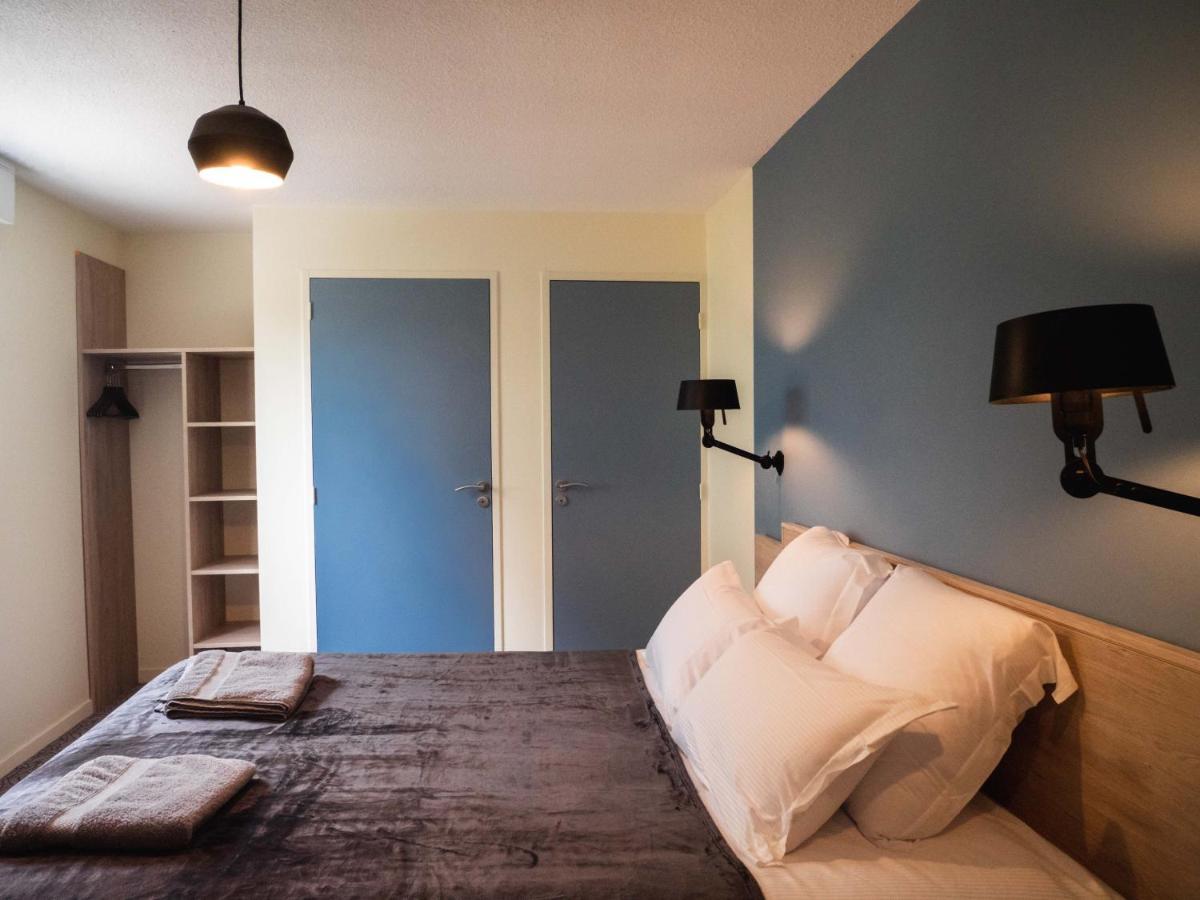 Logis Hotels Le Saint Pierre Moncoutant Bagian luar foto