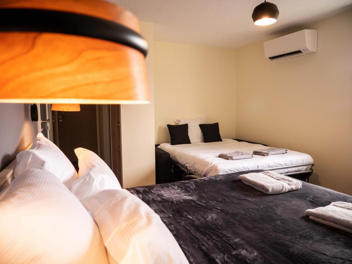 Logis Hotels Le Saint Pierre Moncoutant Bagian luar foto
